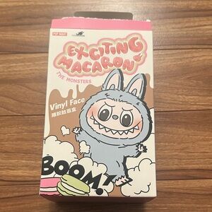 Exciting Macaron Vinyl Face Toy (Labubu Sea Salt Coconut)